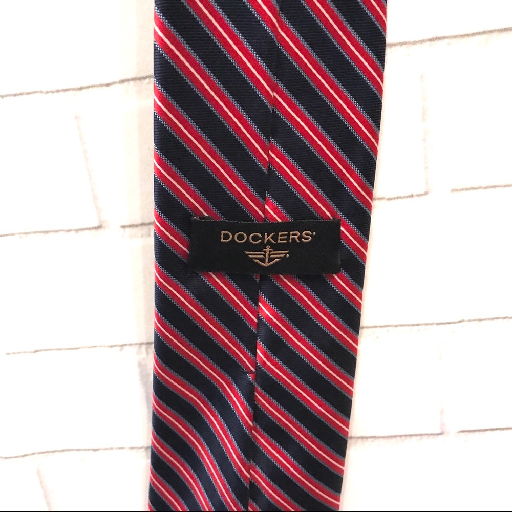 Dockers Red, White & Blue Striped Tie EUC - Picture 3 of 6